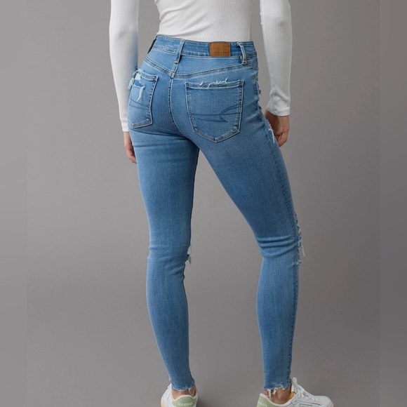 American Eagle distressed skinny jeans - Picture 2 of 5